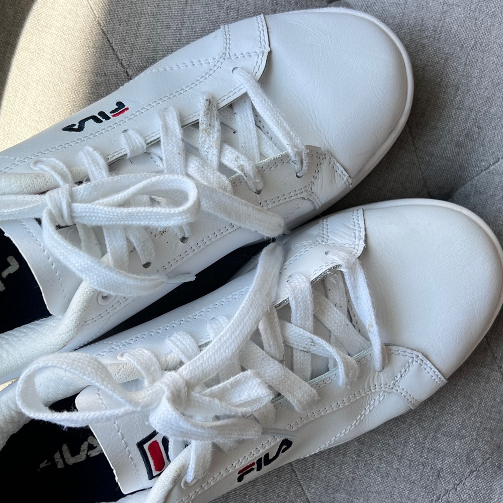 Fila Womens Reunion Shoes Sneakers Style Number 5CM00741-125 - Picture 6 of 6
